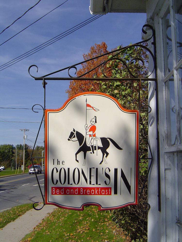 The Colonel'S In Bed And Breakfast Fredericton Eksteriør bilde