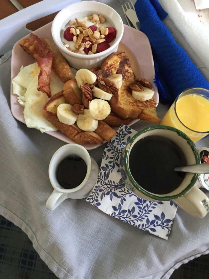 The Colonel'S In Bed And Breakfast Fredericton Eksteriør bilde